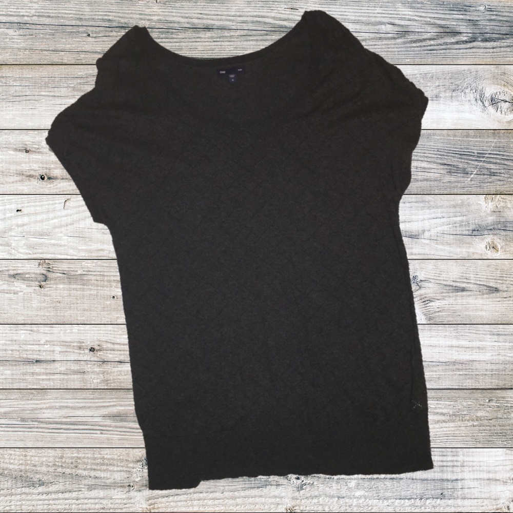 Gap Dark Gray short sleeve sweater top (sz L)